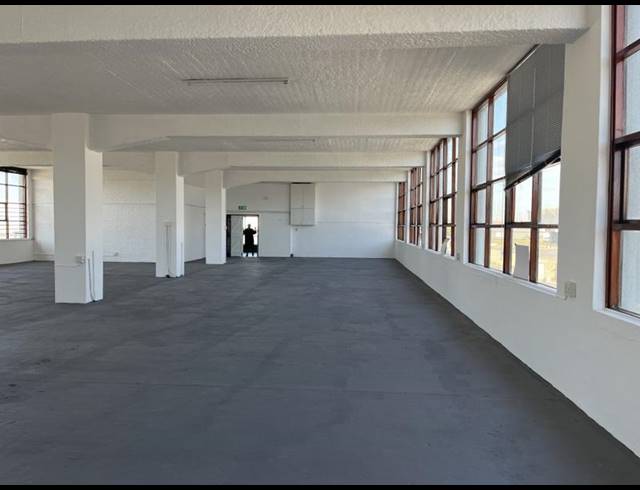 INDUSTRIAL PROPERTY TO RENT IN PAARDEN ISLAND